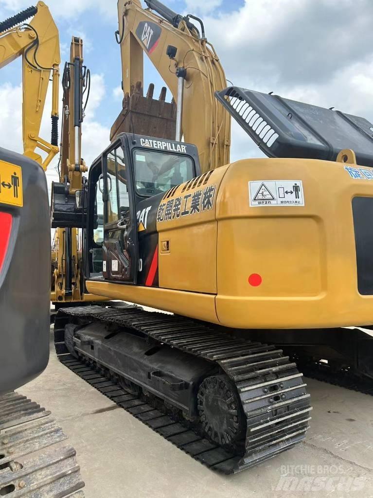 CAT CAT323D Pásové rýpadlá