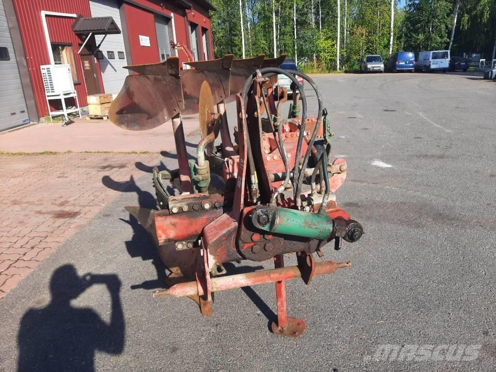 Kverneland E160 4x16 Dvojstranné pluhy