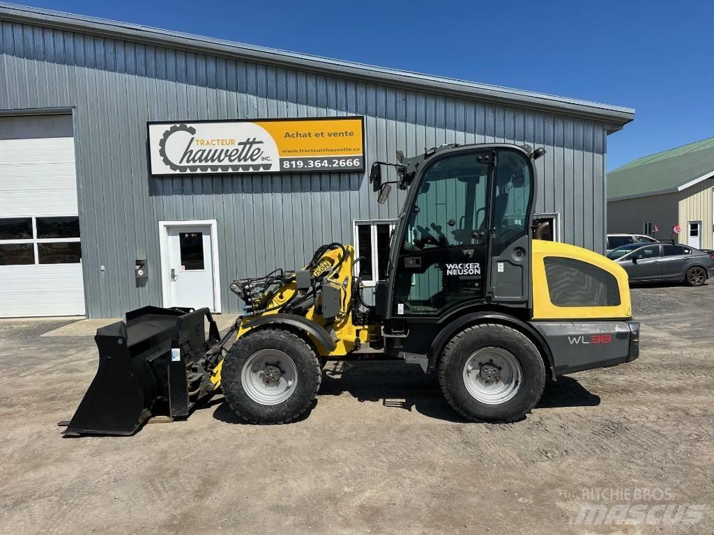 Wacker Neuson WL 38 Kolesové nakladače