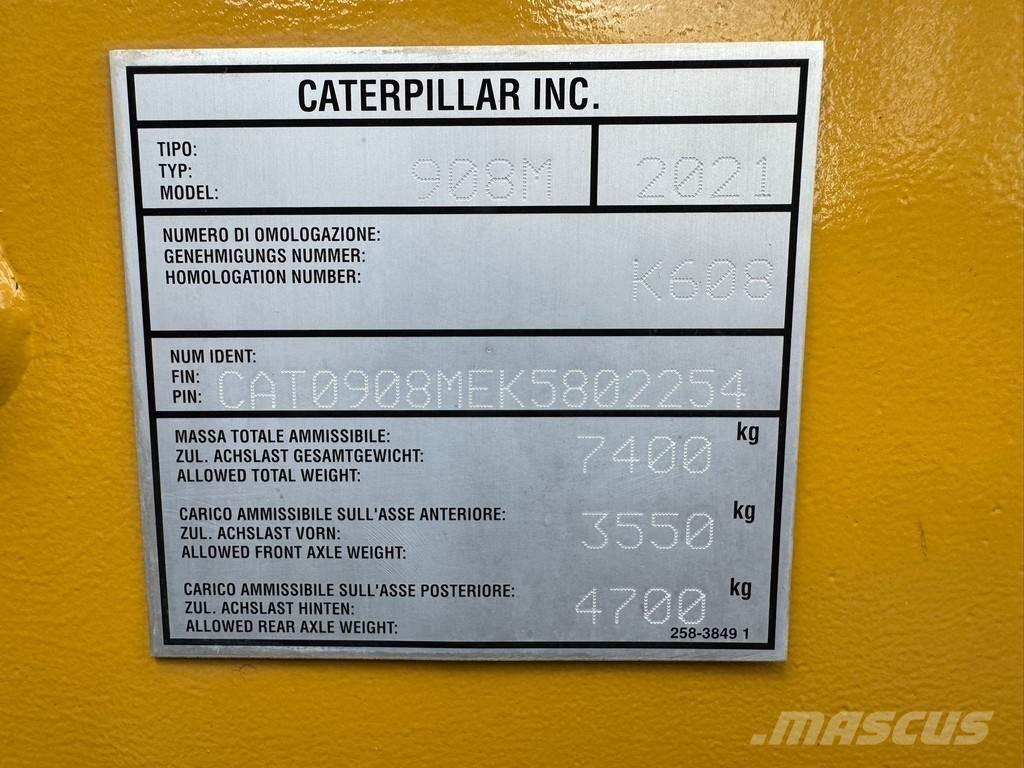 CAT 908M Kolesové nakladače