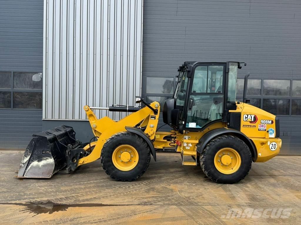 CAT 908M Kolesové nakladače
