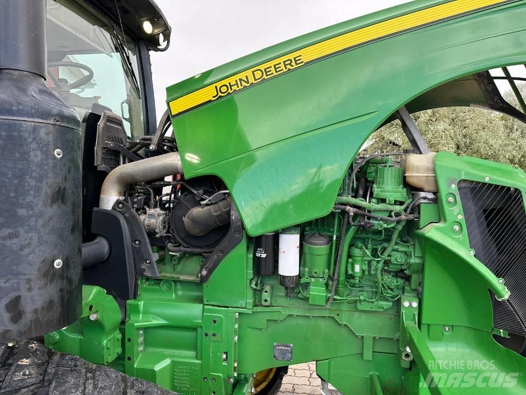 John Deere 8435 RT Traktory