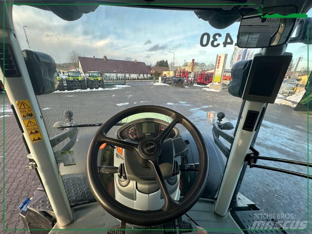 CLAAS Axion 850 Traktory