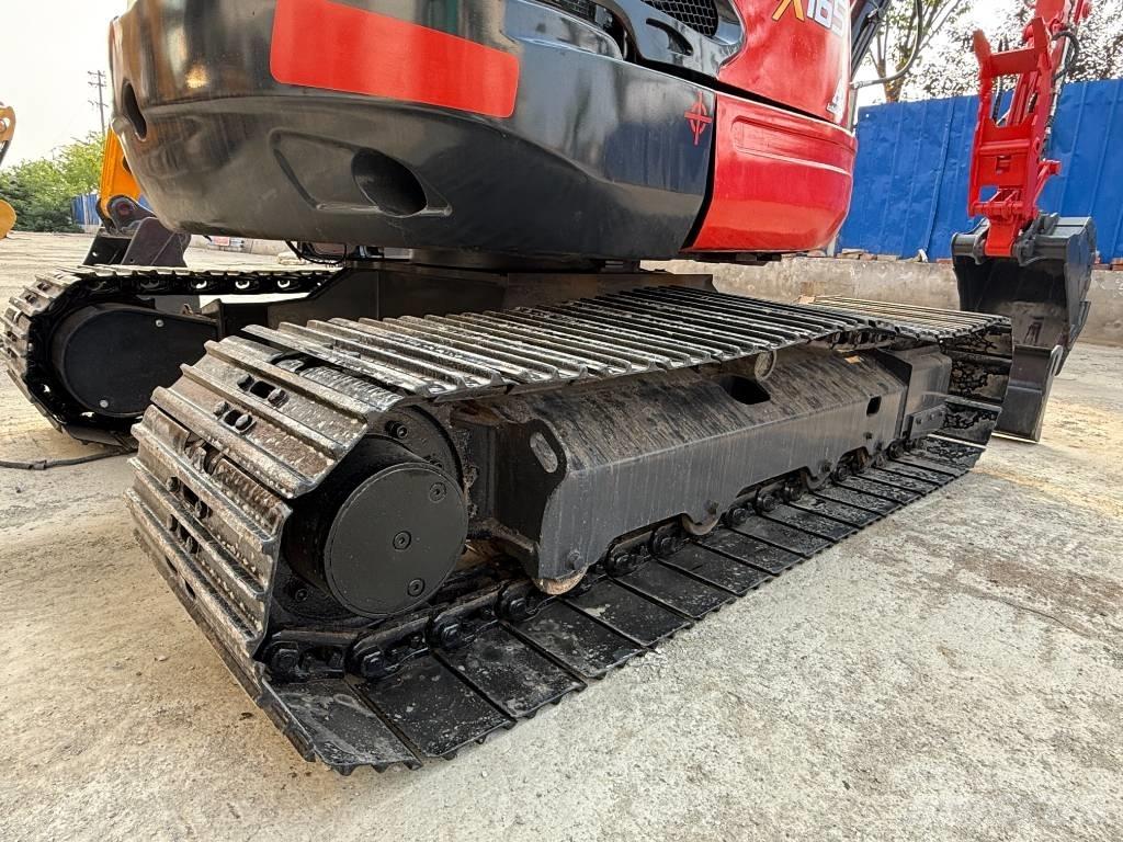 Kubota KX 165 Pásové rýpadlá