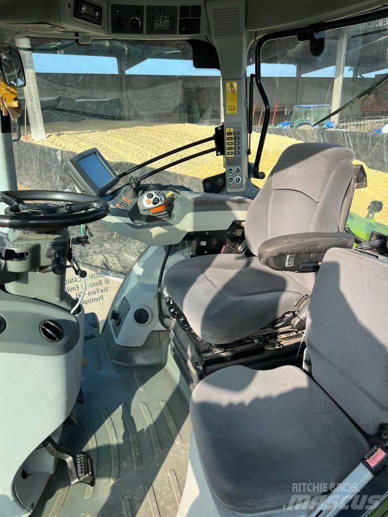 CLAAS Axion 930 Traktory