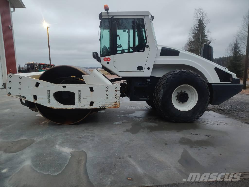 Bomag BW 216 D-4i Ťahačové valce