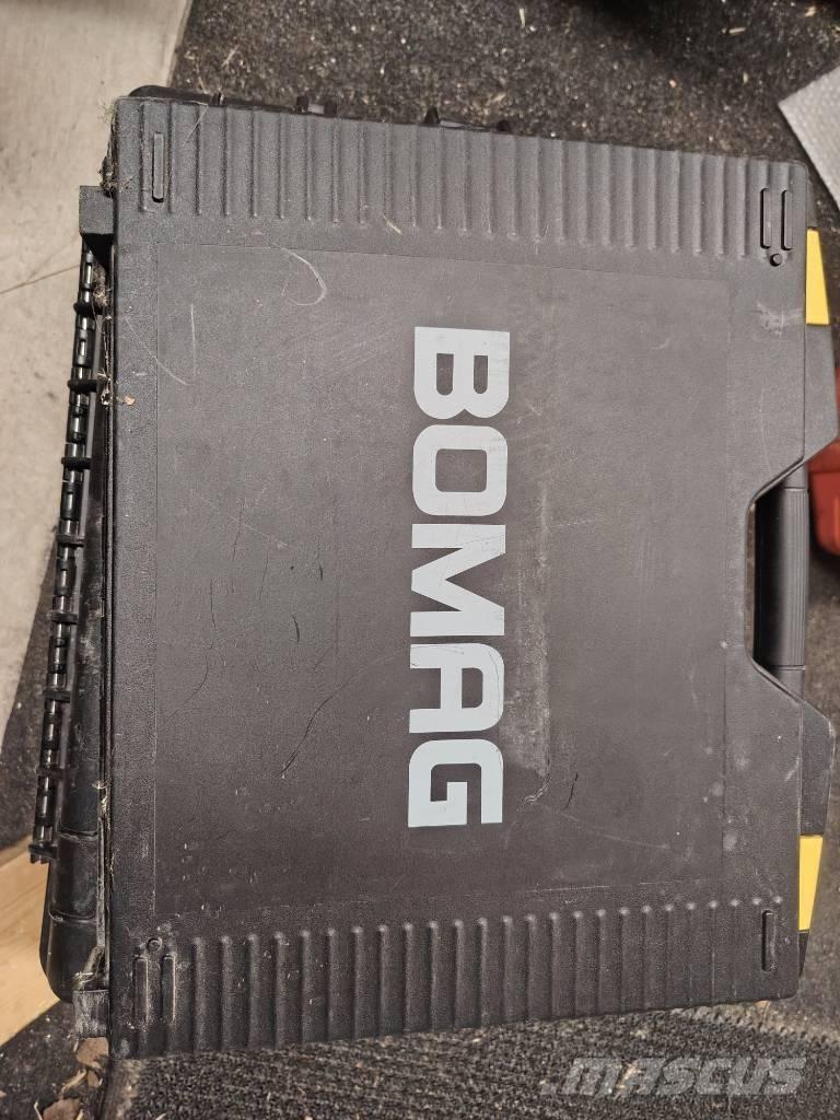 Bomag BW 216 D-4i Ťahačové valce