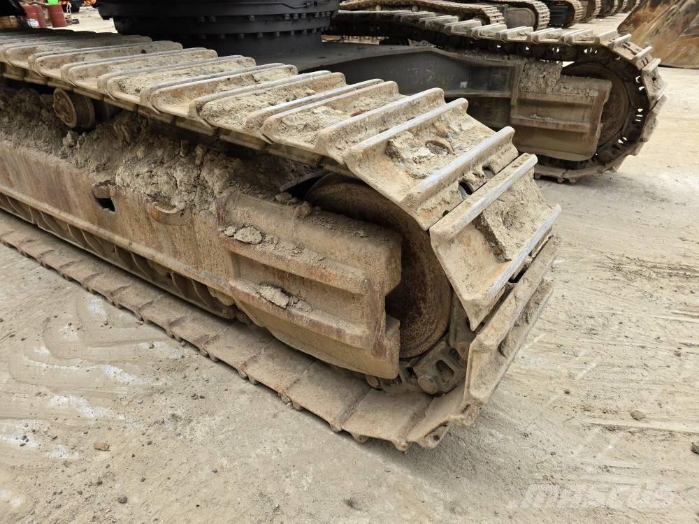 Volvo EC 380 D Pásové rýpadlá