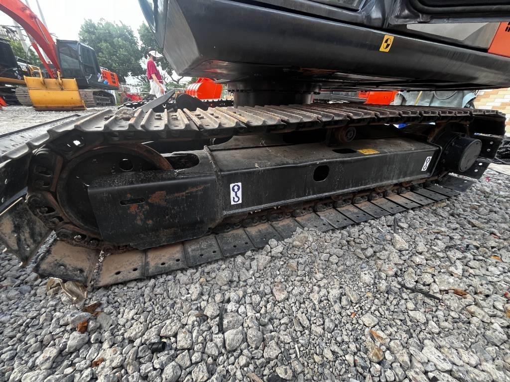 Hitachi ZX 70 Midi rýpadlá 7 t - 12 t