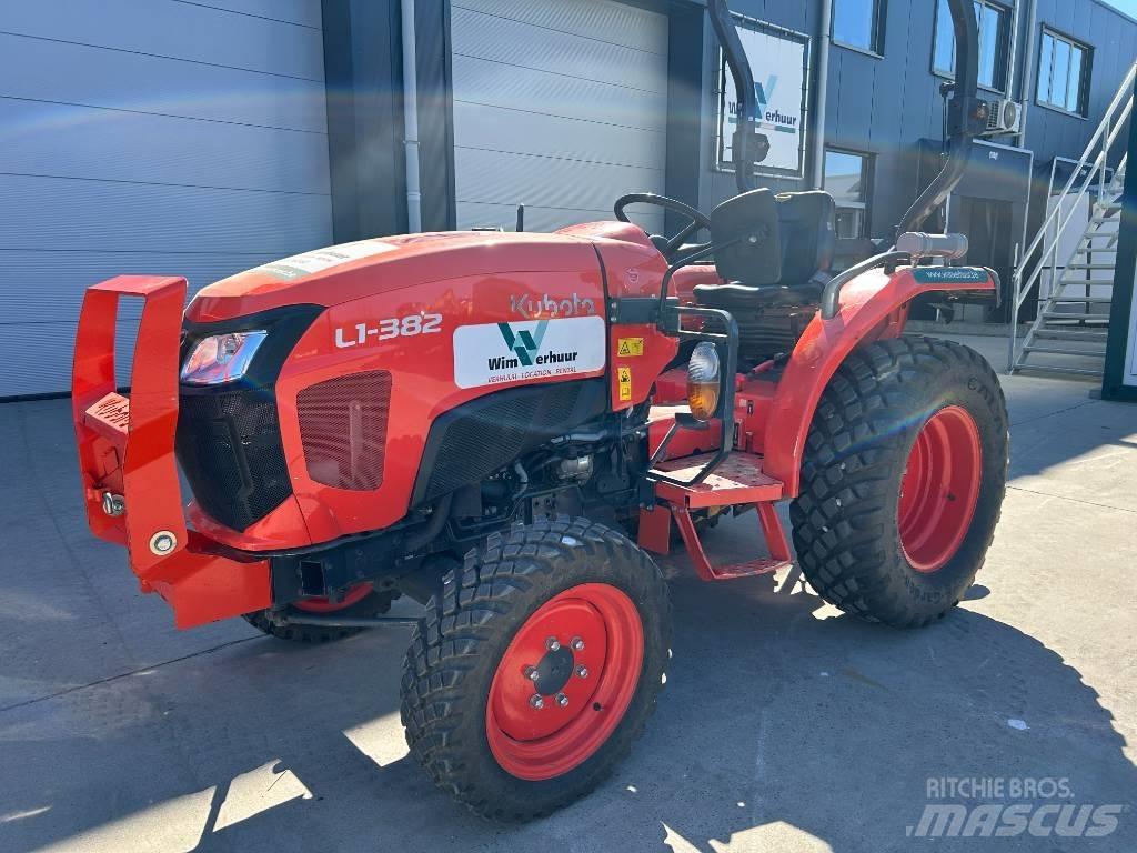 Kubota L1-382 HST Kompaktné traktory