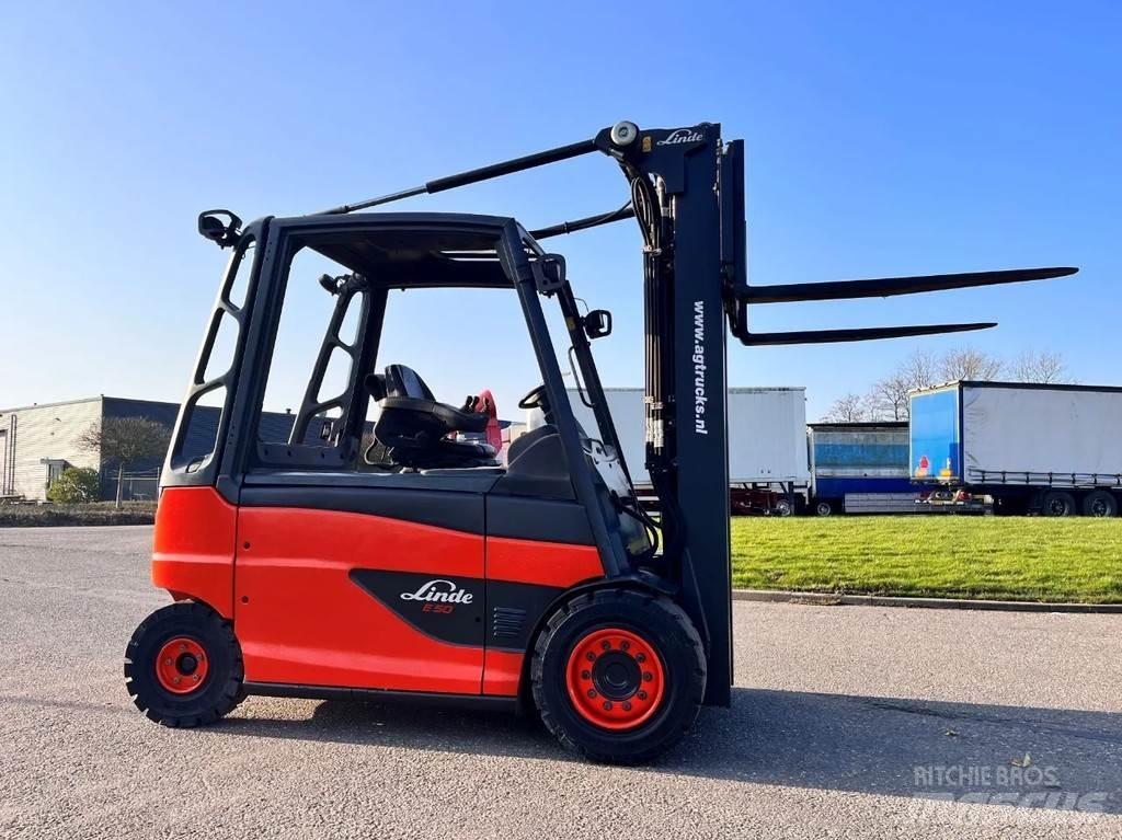 Linde E50HL-01 Akumulátorové vozíky
