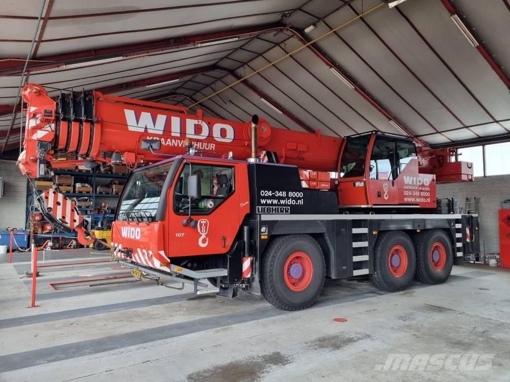 Liebherr LTM 1055-1 Univerzálne terénne žeriavy