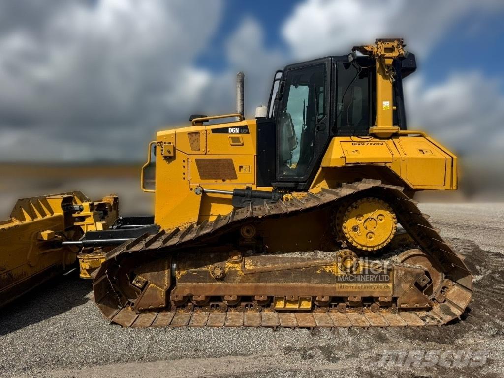 CAT D 6 N LGP Pásové dozéry