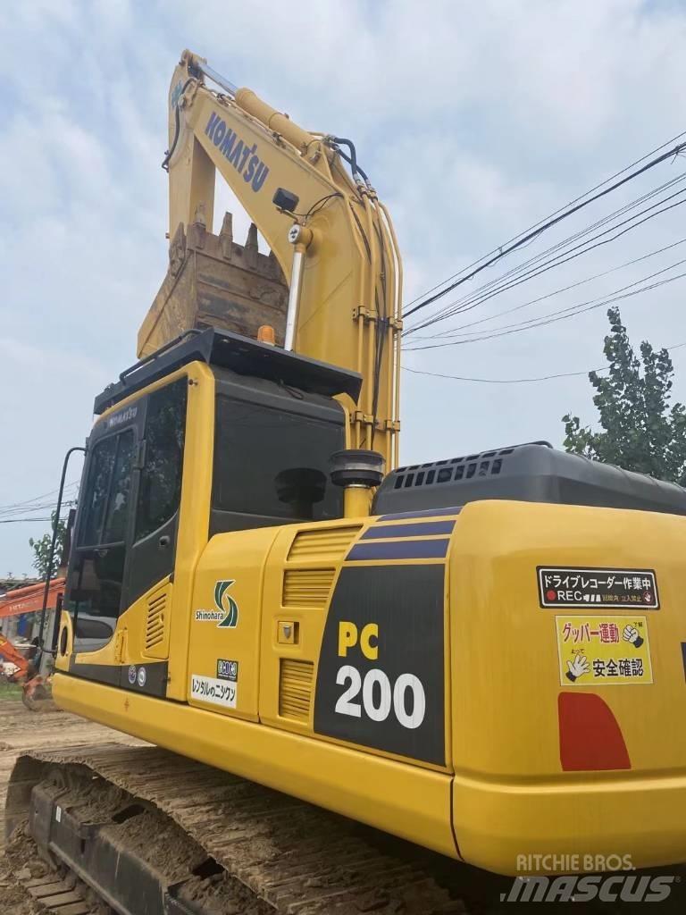 Komatsu pc200-8 Pásové rýpadlá