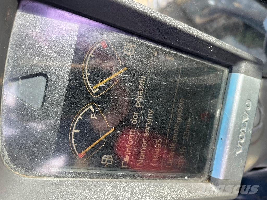 Volvo EC 240 C L Pásové rýpadlá