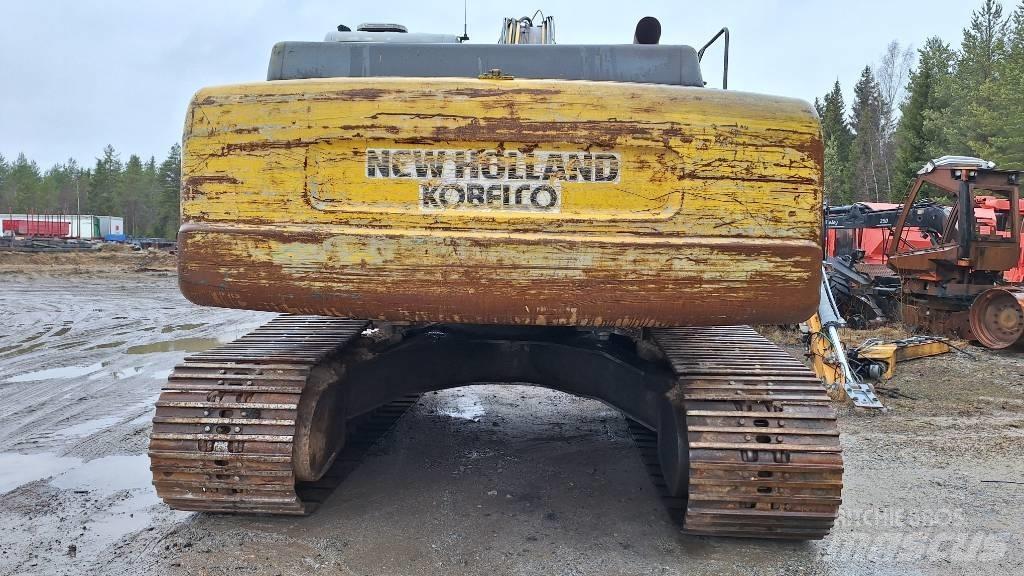 New Holland E 305 Pásové rýpadlá