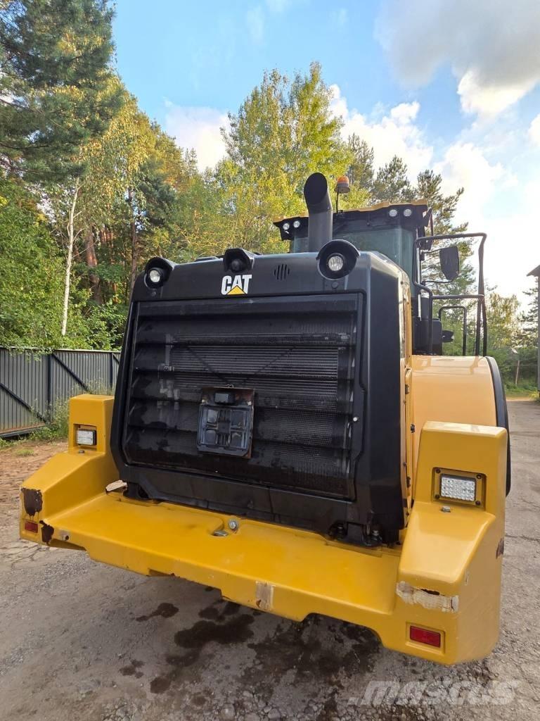 CAT 962 M Kolesové nakladače