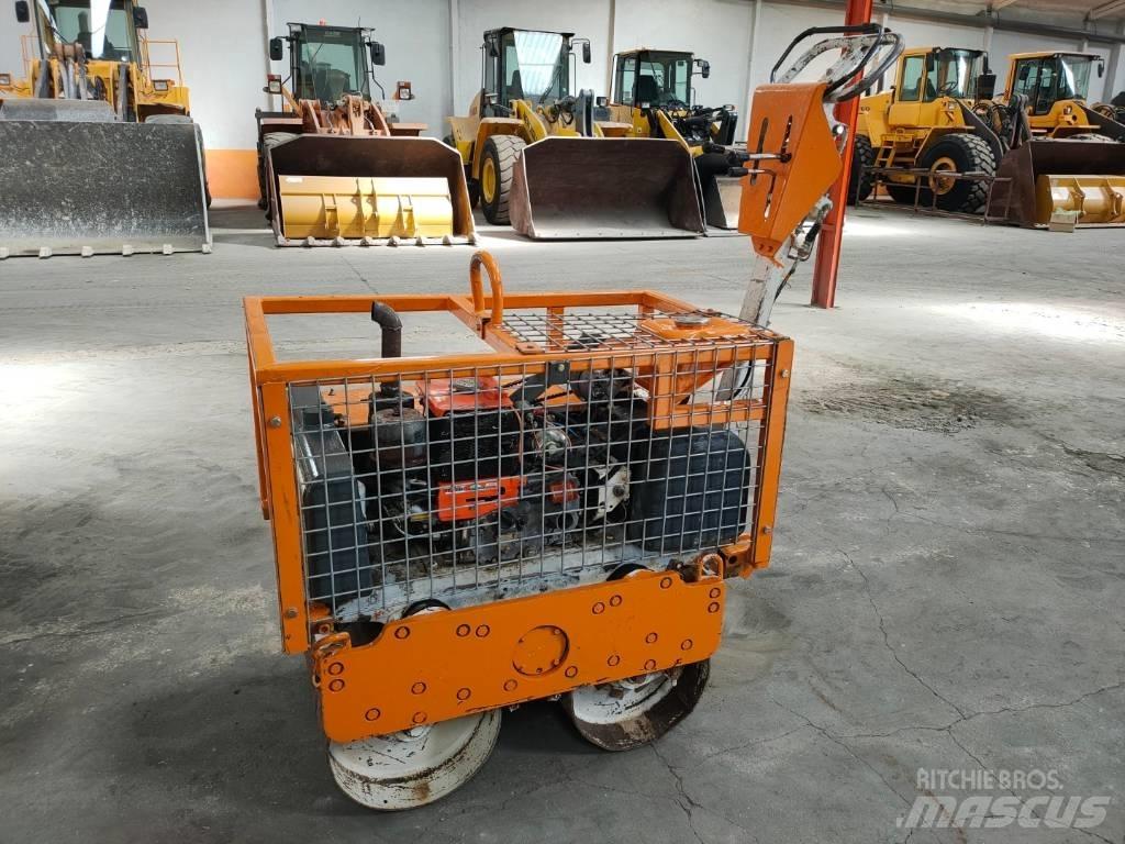 Bobcat BT 750 Tandemové valce