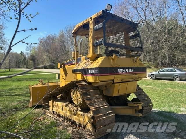 CAT D 5 M XL Pásové dozéry