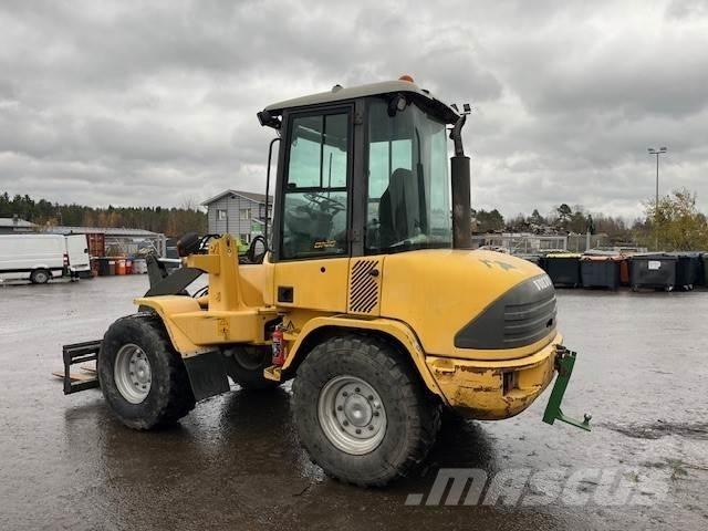 Volvo L30B-Z/S Kolesové nakladače
