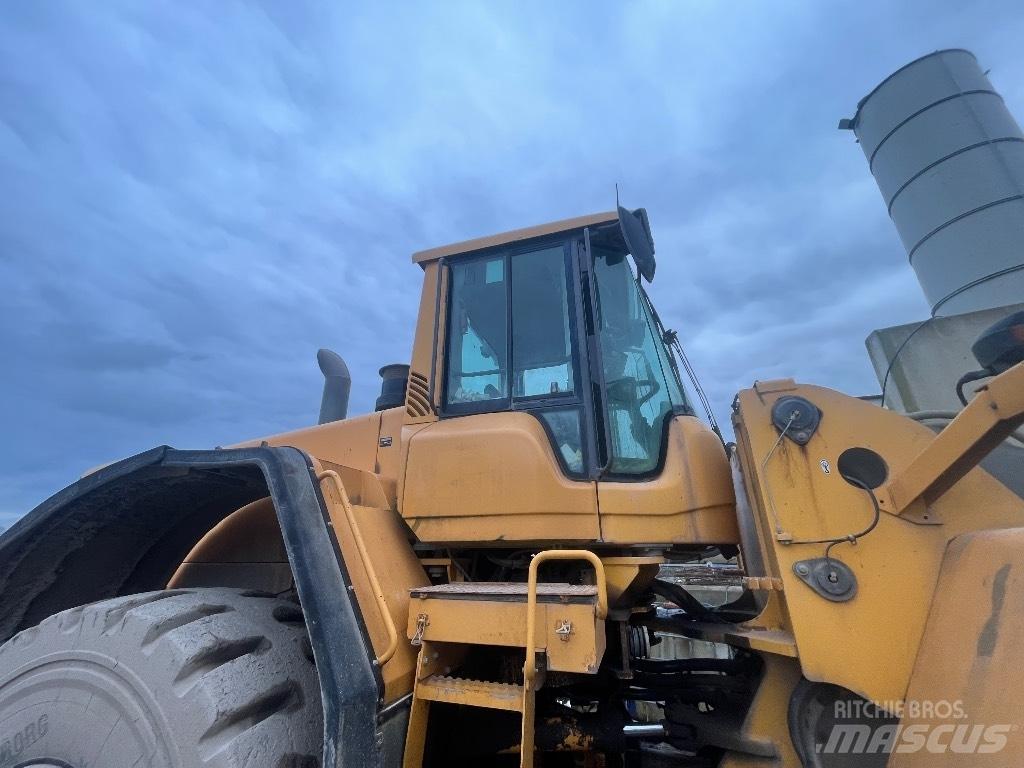 Volvo L 180 F Kolesové nakladače