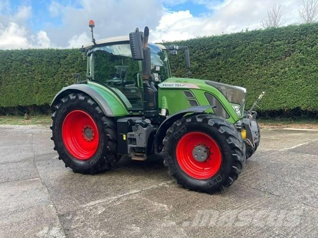 Fendt 724 Profi Plus Traktory