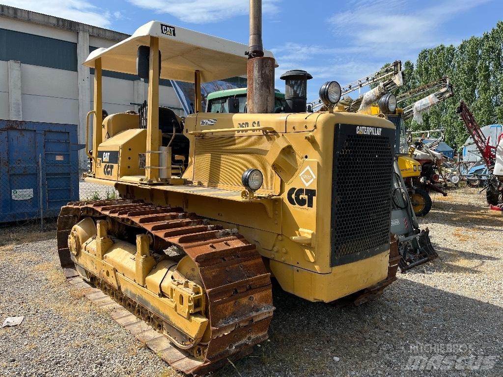 CAT D 6 Traktory
