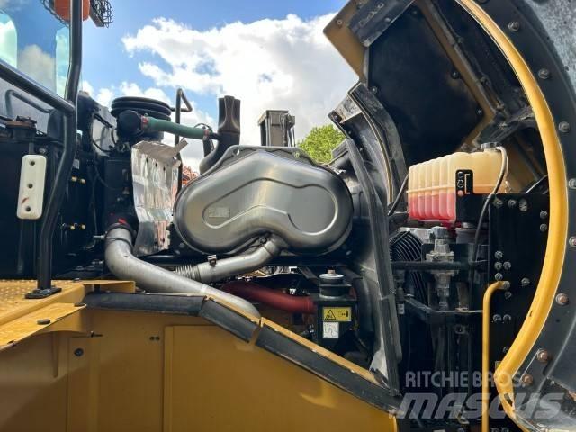 CAT 962 M Kolesové nakladače