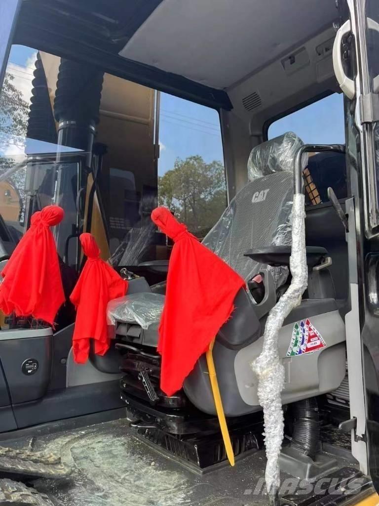 CAT 313 Pásové rýpadlá
