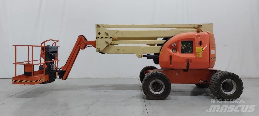 JLG 450 AJ Kĺbové plošiny