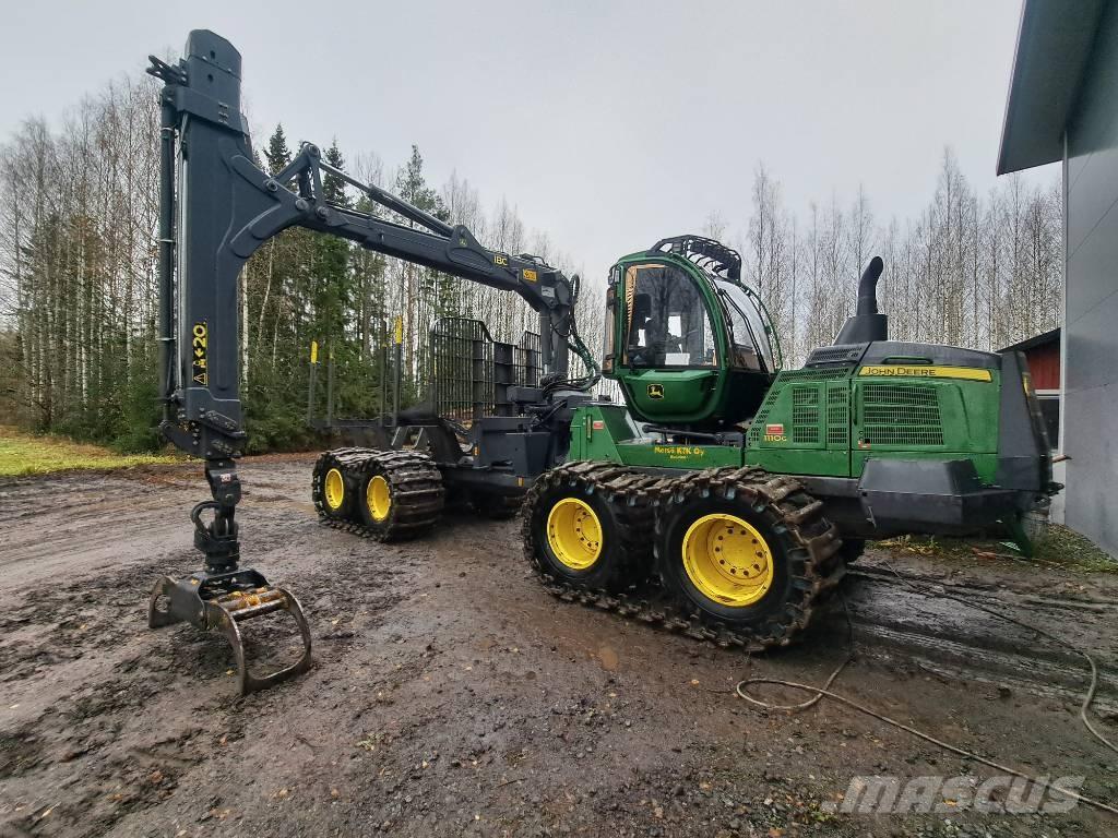 John Deere 1110 G Lesné traktory