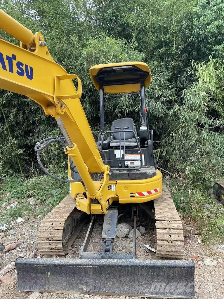 Komatsu PC35 Mini rýpadlá < 7t