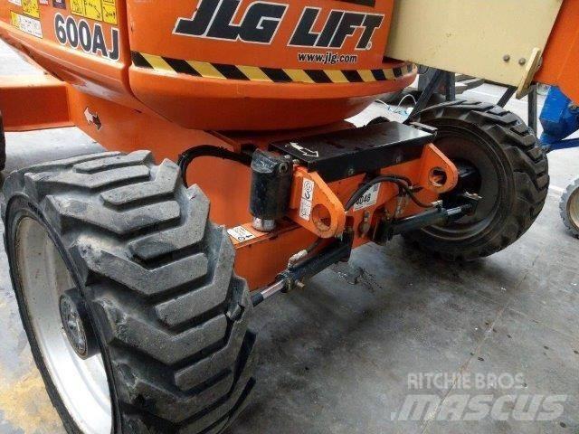 JLG 600AJ Kĺbové plošiny