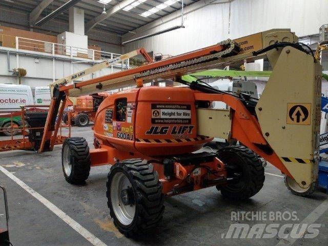 JLG 600AJ Kĺbové plošiny