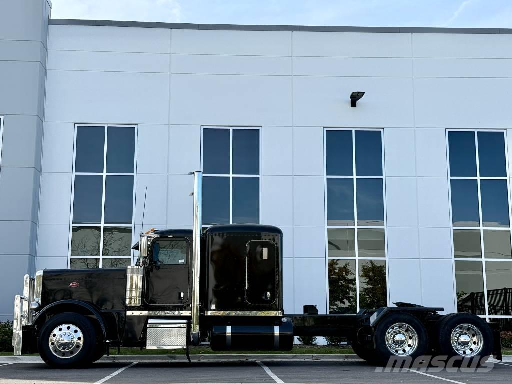 Peterbilt 389 PRIDE Ťahače