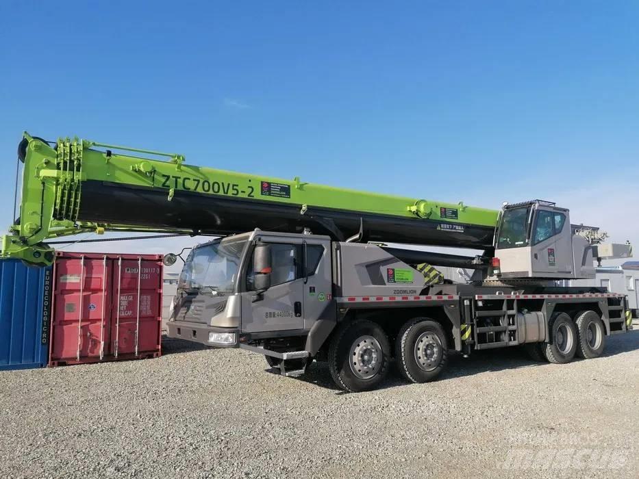 Zoomlion ZTC700V562 Pásové žeriavy