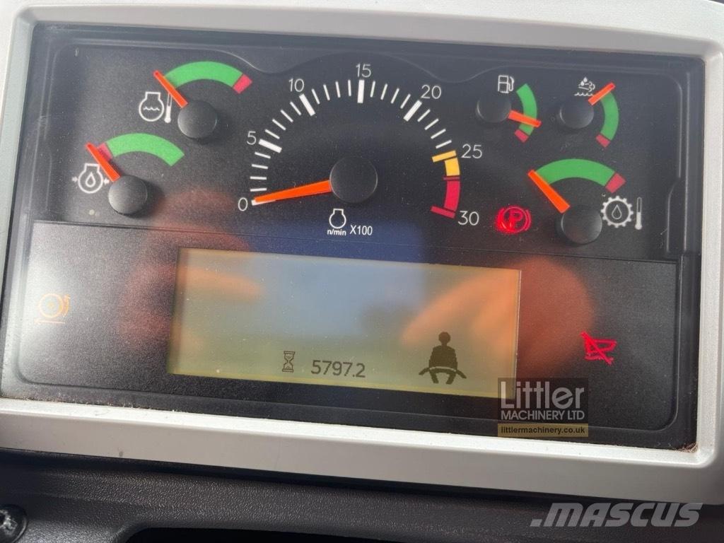 CAT 730 Kĺbové nákladné autá