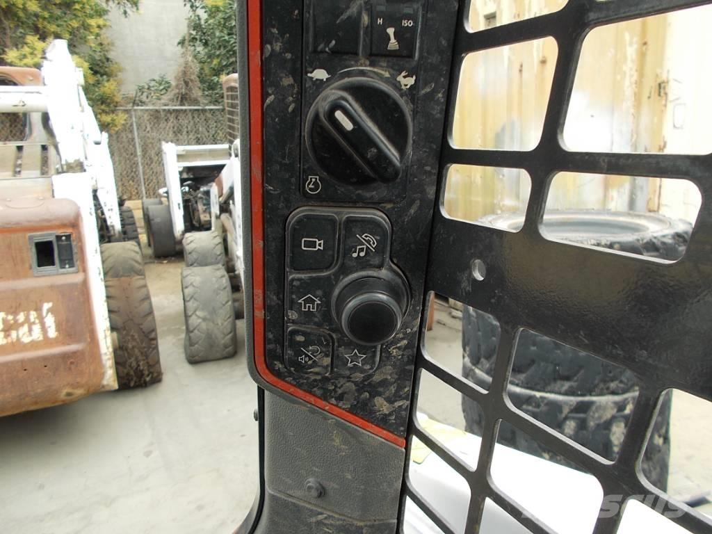 Bobcat T66 Šmykom riadené nakladače
