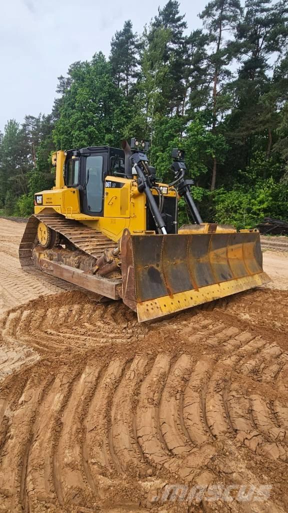 CAT D 6 T LGP Pásové dozéry