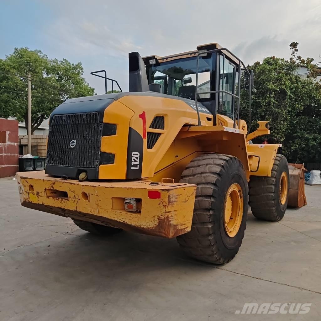Volvo L 120 E Kolesové nakladače