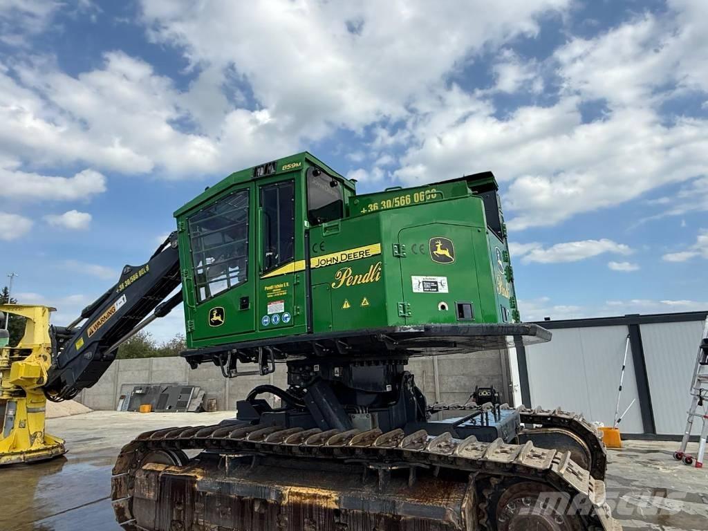 John Deere 859M Stínacie harvestory