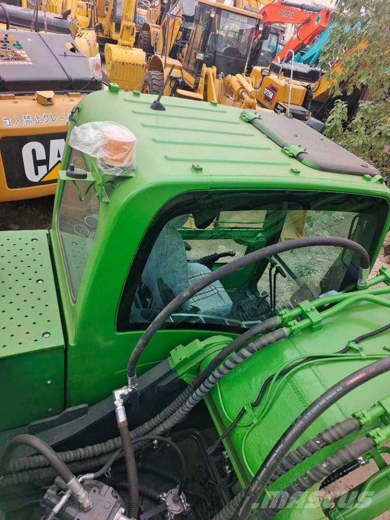 Hyundai R 305 LC-9T Pásové rýpadlá