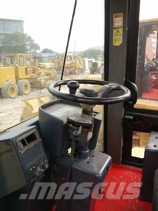CAT 966 H Kolesové nakladače