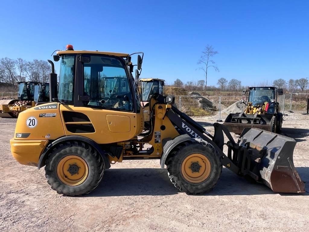Volvo L 20 F Kolesové nakladače