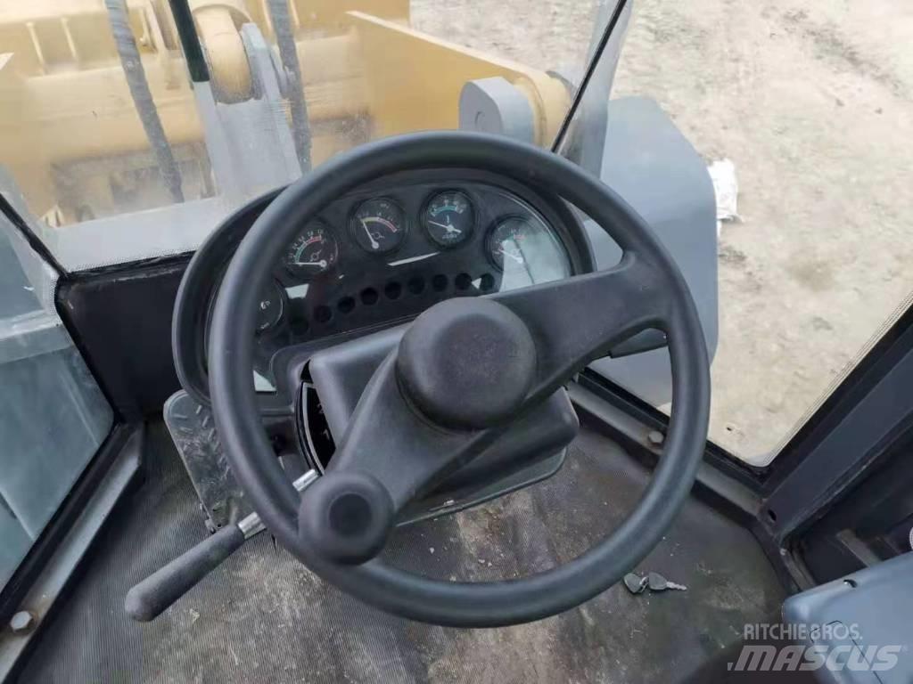 SDLG LG936L Kolesové nakladače