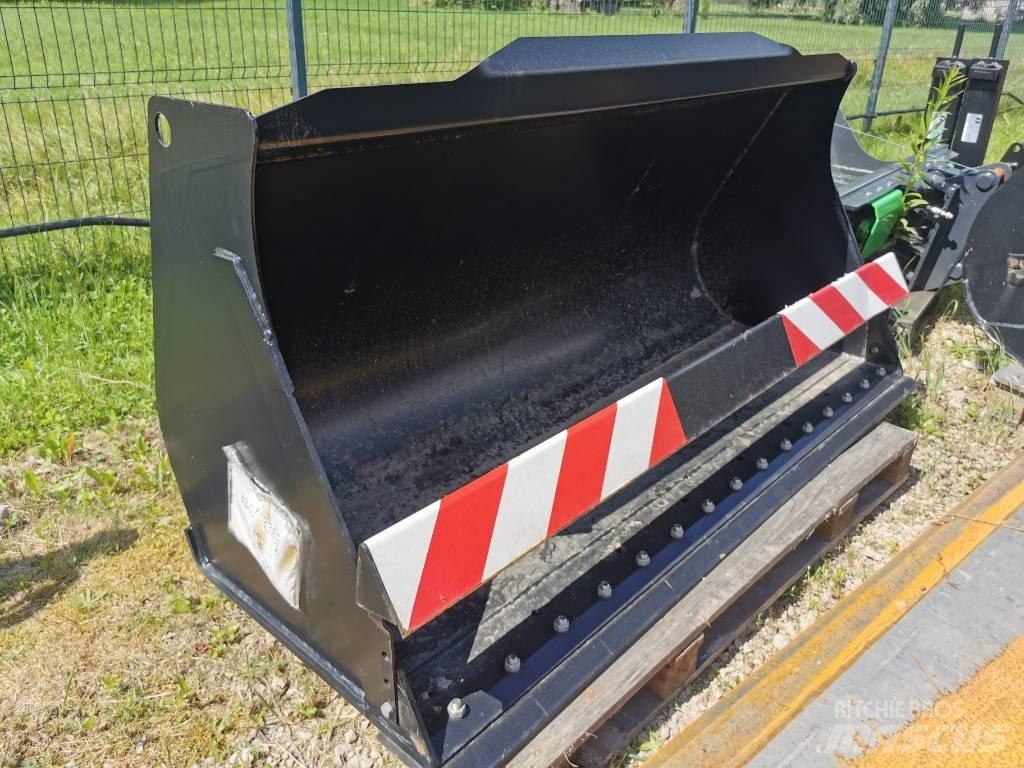 JCB Universals Výložníky a lyžice