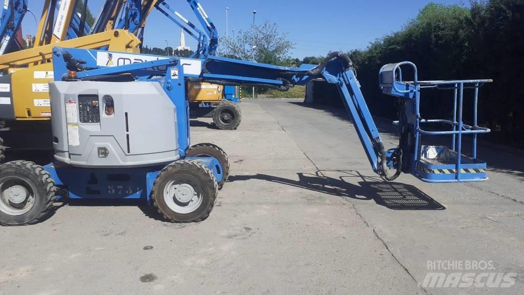 Genie Z 34/22 Kĺbové plošiny