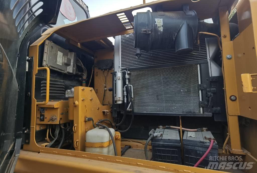 CAT 315 D2 Pásové rýpadlá