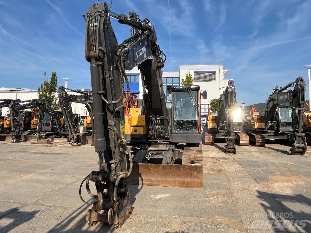 Volvo ECR235EL Pásové rýpadlá