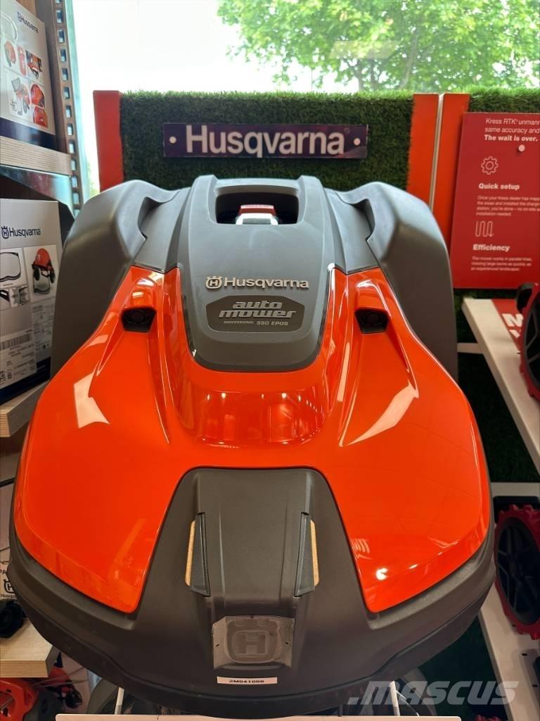 Husqvarna AM550 Robotické kosačky